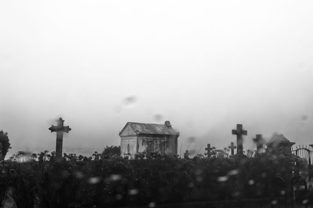 nature, oretail photography, olivier retail, noir et blanc, black and white, croix, cross, cimetière, cemetery