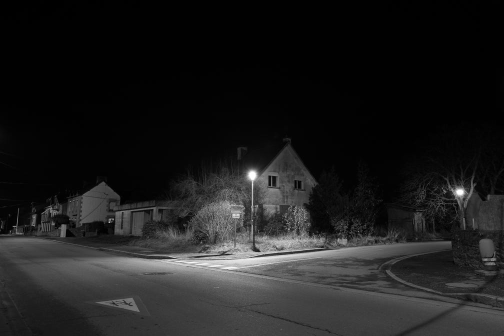 paysage, oretail photography,  olivier retail, noir et blanc, black and white, street, rue, maison, house, lumière, light, nuit, night, landscape